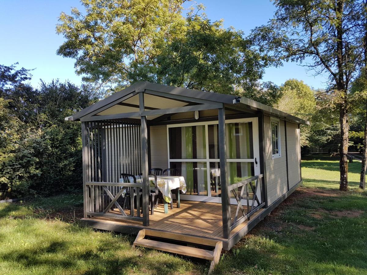 Camping Au Tour De L'Aveyron L'Hospitalet-du-Larzac Luaran gambar