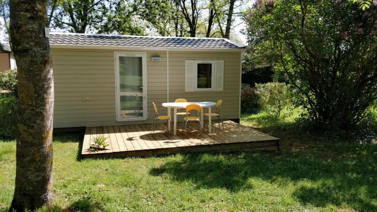 Camping Au Tour De L'Aveyron L'Hospitalet-du-Larzac Luaran gambar